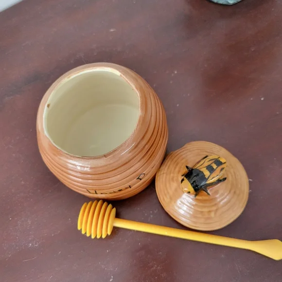 VINTAGE Beehive Honey Pot with Lid and Extractor Tool - Picture 4 of 6